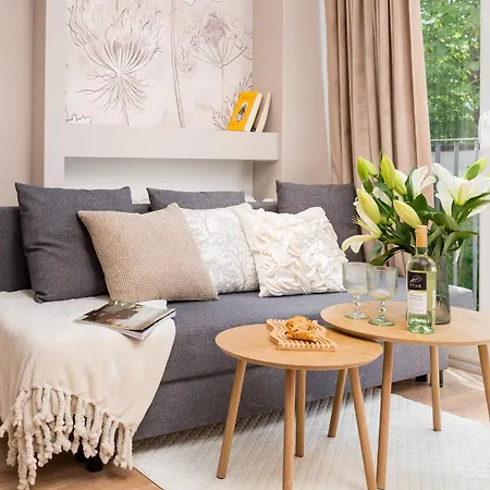 公寓 Sunny Relaxing At Chlodna 15 In The Strict Centre Metro Bus Tram *